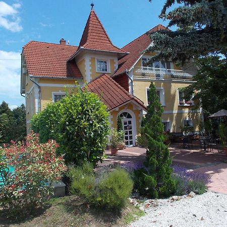 Eden Villa Apartmanhaz Балатонфюред Экстерьер фото