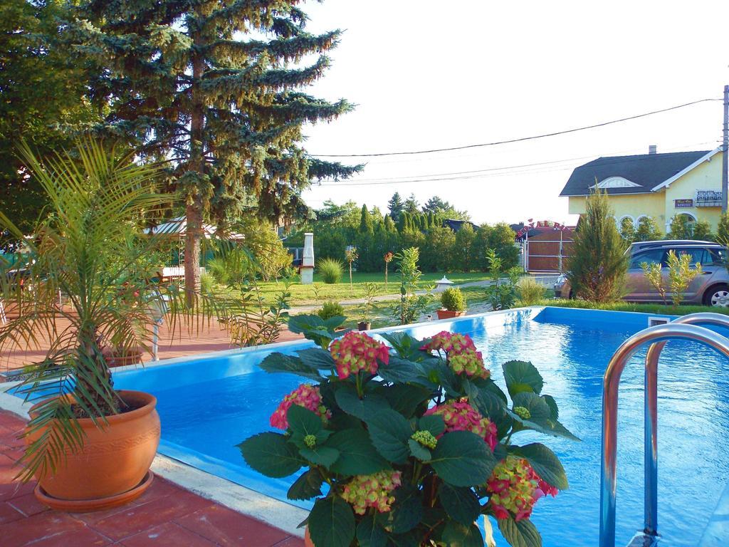 Eden Villa Apartmanhaz Балатонфюред Экстерьер фото